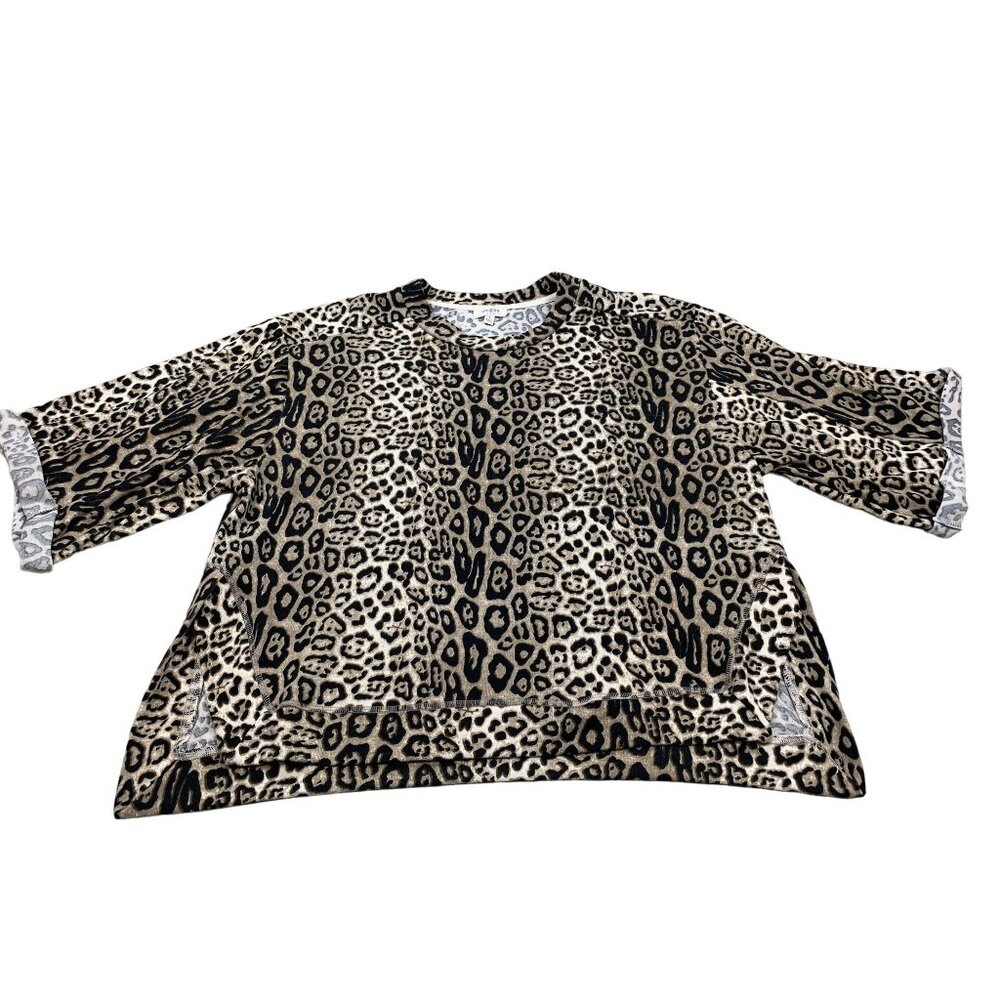 Umgee USA Womens Small Leopard Print Top Short sleeve 95% Polyester 5% Spandex